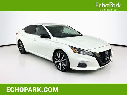 Used 2021 Nissan Altima 2.5 SR w/ SR Premium Package