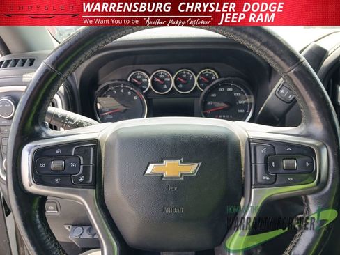 Used 2021 Chevrolet Silverado 1500 LT w/ Z71 Off-Road Package AWD/4WD image 18