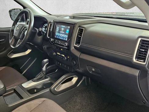 Used 2023 Nissan Frontier SV w/ SV Convenience Package RWD image 21