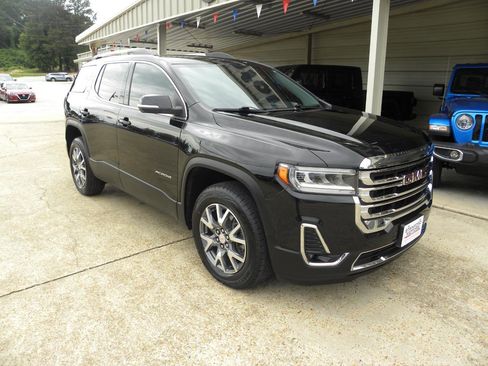 Used 2023 GMC Acadia SLT AWD/4WD image 4