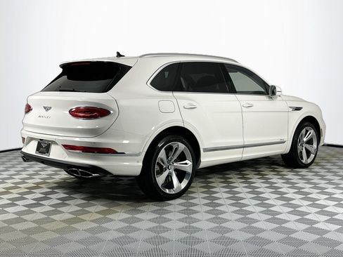 New 2025 Bentley Bentayga image 5