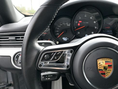 Used 2017 Porsche 911 Carrera 4S image 24