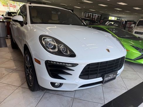 Used 2017 Porsche Macan S AWD/4WD image 4