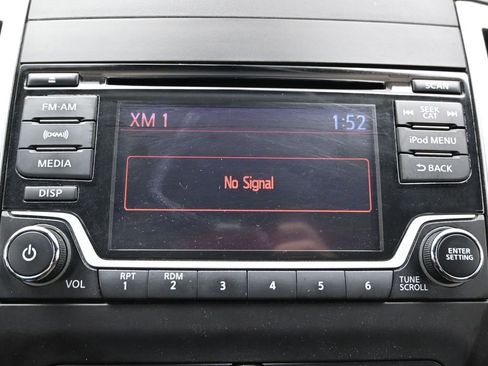 Used 2017 Nissan Frontier SV w/ SV Value Truck Package image 30