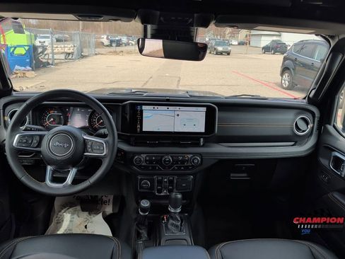 Used 2024 Jeep Wrangler Sahara w/ Technology Group AWD/4WD image 17