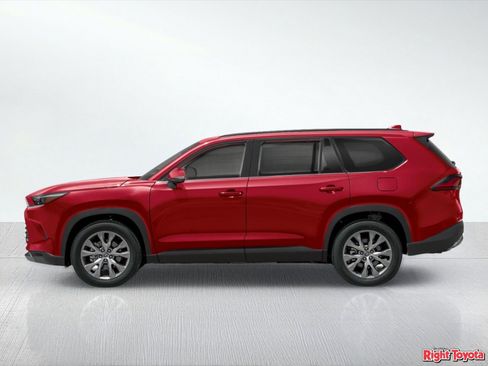 New 2025 Toyota Grand Highlander FWD image 2