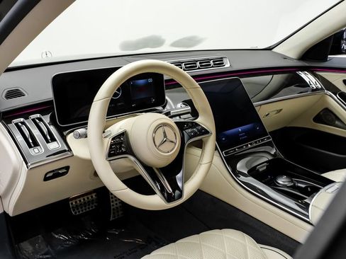 Used 2023 Mercedes-Benz S 500 4MATIC image 7
