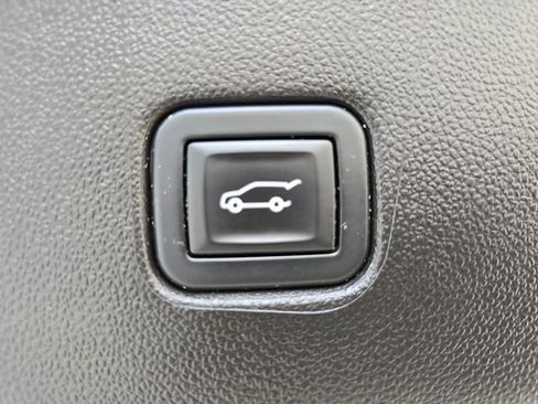 Used 2023 Chevrolet Blazer RS w/ Driver Confidence II Package FWD image 44
