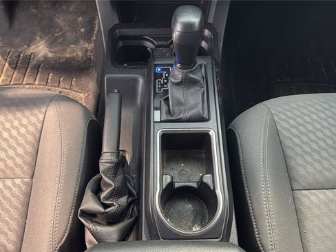 Used 2023 Toyota Tacoma SR w/ SR Convenience Package RWD image 24