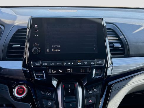 Certified 2024 Honda Odyssey Elite image 12