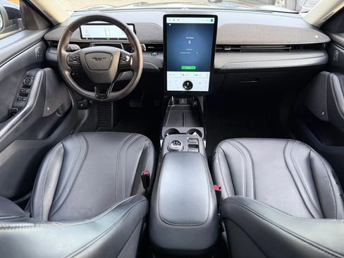 Used 2021 Ford Mustang Mach-E Premium image 10