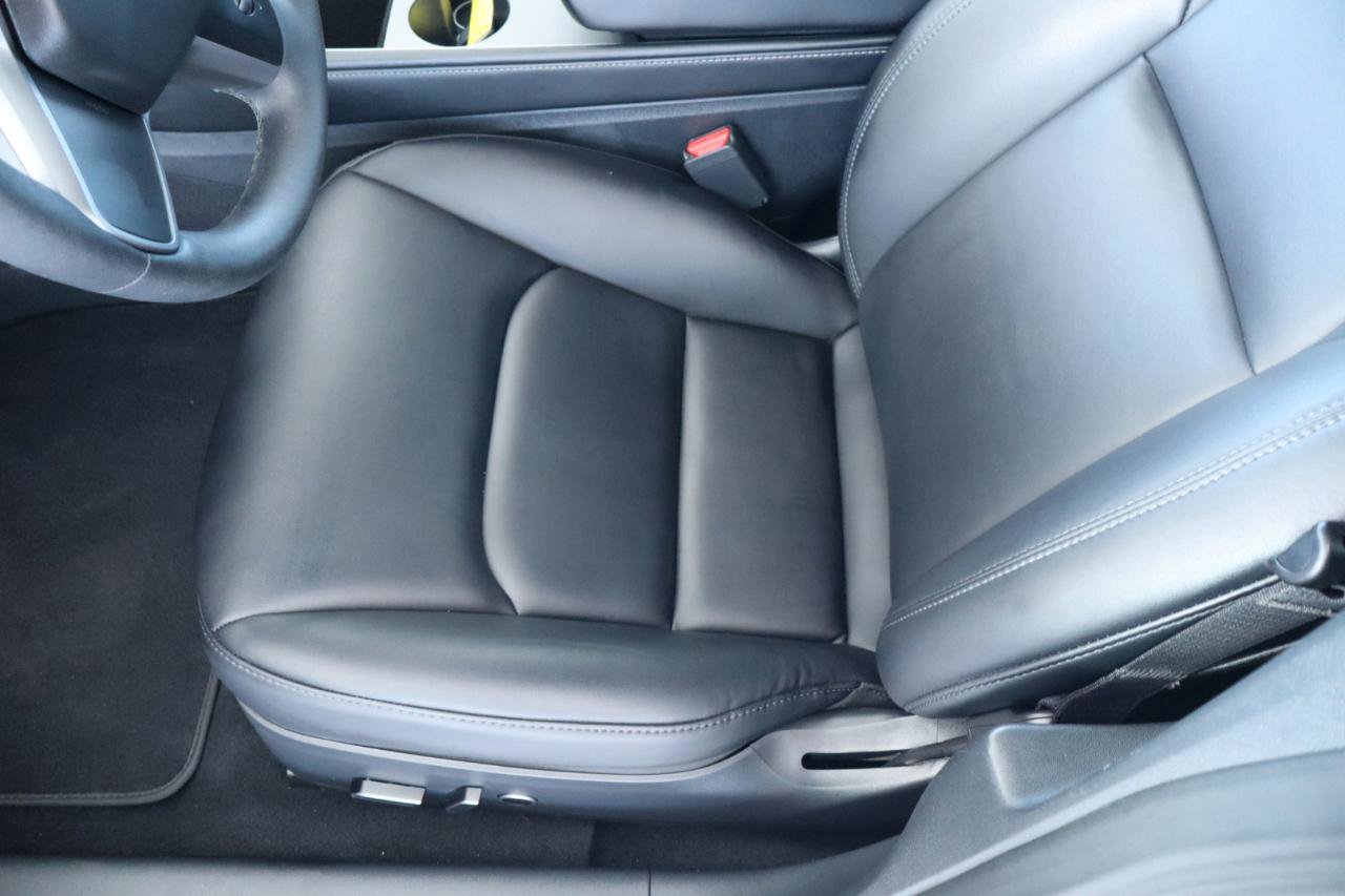 Used 2023 Tesla Model 3 Standard Range RWD image 13