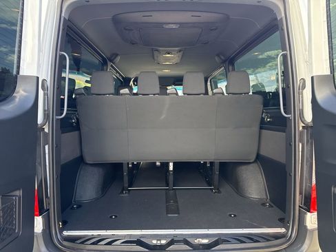 Used 2021 Mercedes-Benz Sprinter 1500 w/ Driver Convenience Package image 21