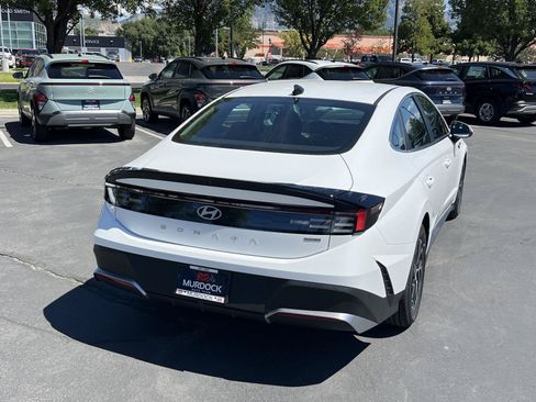 Certified 2026 Hyundai Sonata Blue FWD image 8