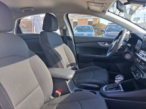 Used 2019 Kia Forte LXS image 14