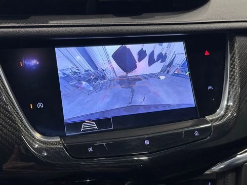 Used 2020 Cadillac XT6 Sport image 23