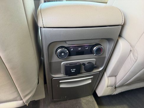 Used 2011 Ford Flex Limited w/ Rapid Spec Order Code AWD/4WD image 18