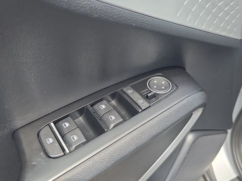 Certified 2021 Kia Soul LX FWD image 19