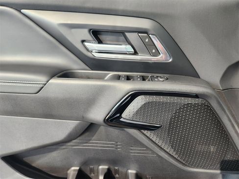 New 2026 Chevrolet Silverado EV LT image 17