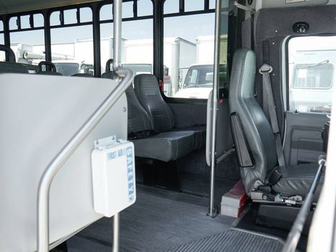 Used 2013 Ford E-450 and Econoline 450 Super Duty w/ Shuttle Bus Prep Pkg RWD image 38
