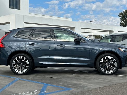 New 2026 Volvo XC60 B5 Plus w/ Climate Package image 4