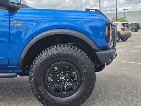 Used 2024 Ford Bronco Wildtrak AWD/4WD image 9