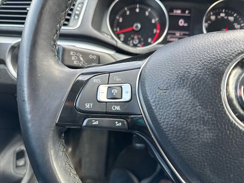 Used 2018 Volkswagen Passat 2.0T S image 15