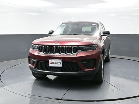 New 2025 Jeep Grand Cherokee Laredo X w/ Luxury Tech Group I image 7