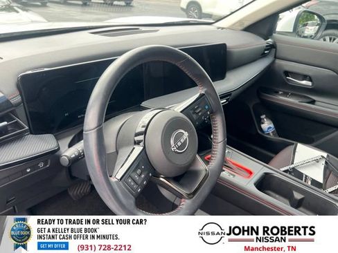 Used 2025 Nissan Kicks SR FWD image 14