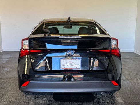 Used 2022 Toyota Prius AWD image 5