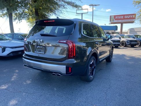 New 2025 Kia Telluride S image 7