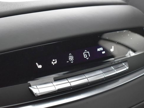 Certified 2025 Cadillac Escalade Sport Platinum w/ LPO, Floor Liner Package image 35