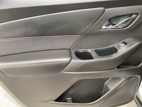 Used 2021 Chevrolet Traverse Premier w/ Redline Edition image 35