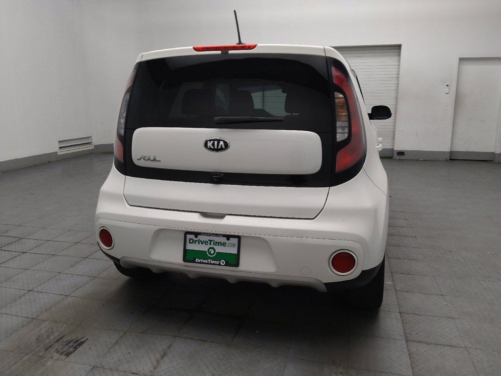 Used 2019 Kia Soul + FWD image 7