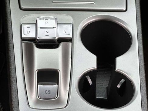 Certified 2023 Hyundai Kona SE FWD image 18