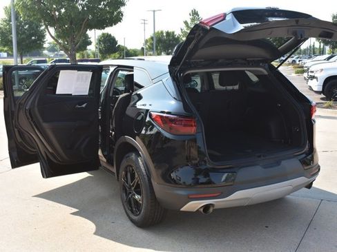 Used 2023 Chevrolet Blazer LT w/ Driver Confidence Package FWD image 16