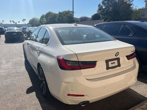 Certified 2024 BMW 330i Sedan w/ Convenience Package RWD image 5
