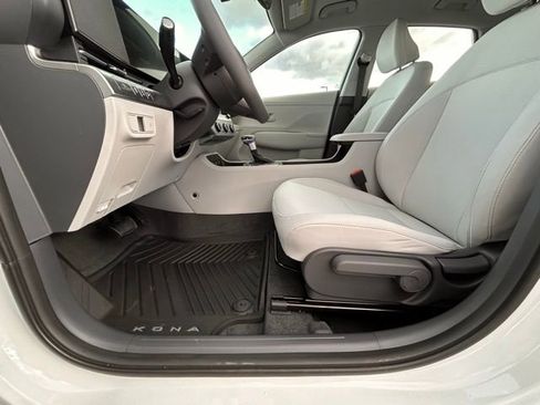 New 2026 Hyundai Kona SE AWD/4WD image 19