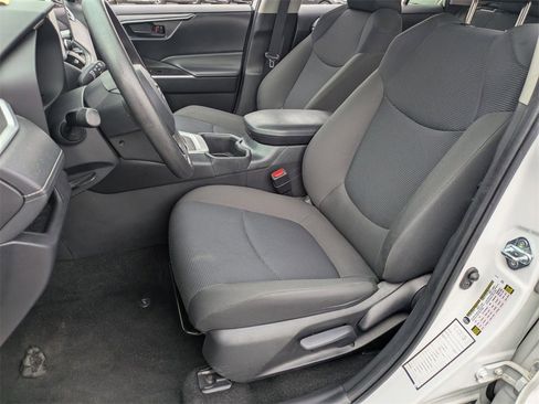 Used 2024 Toyota RAV4 LE image 14