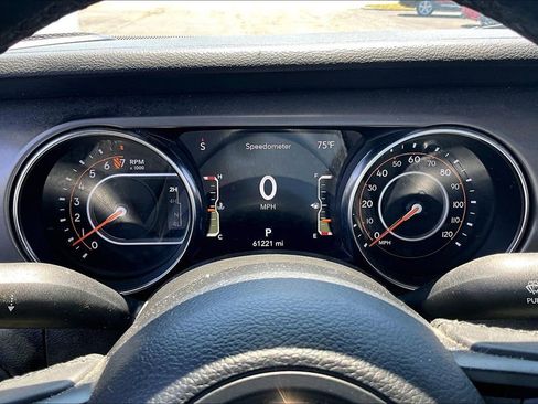 Used 2022 Jeep Gladiator Sport AWD/4WD image 19