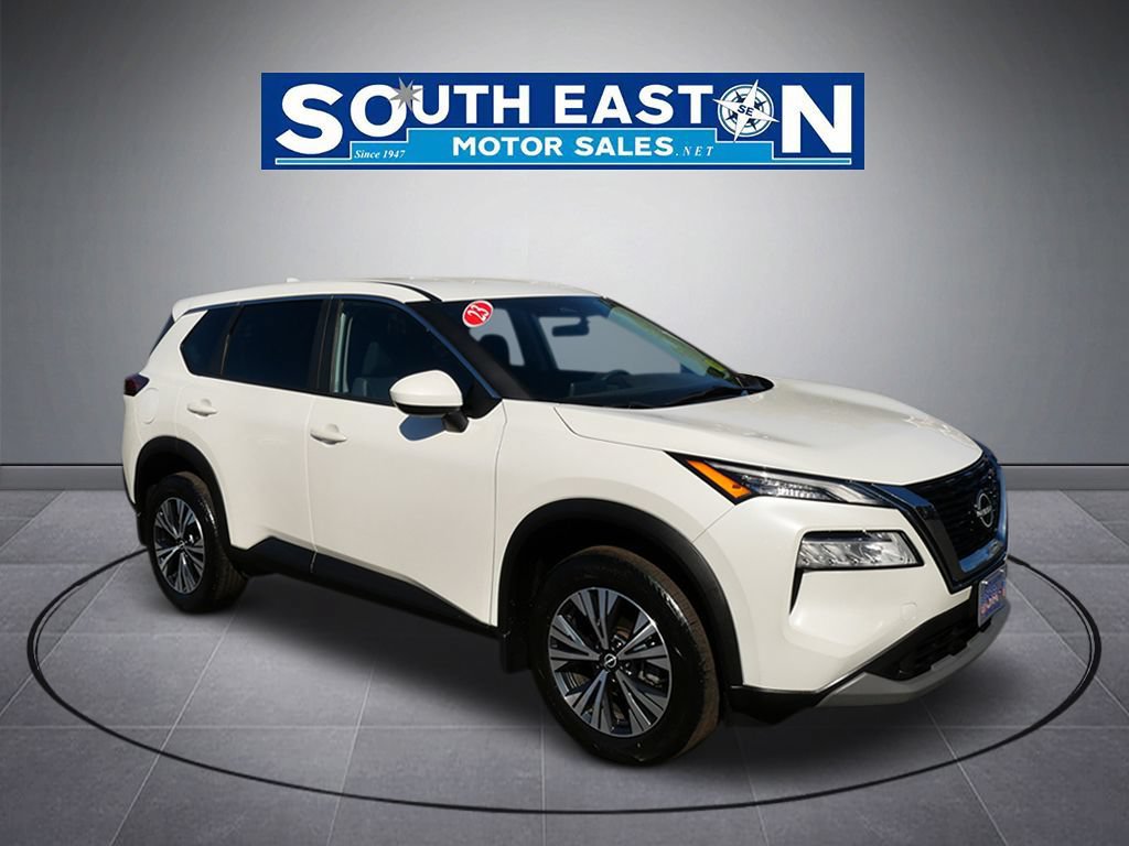 Used 2023 Nissan Rogue SV AWD/4WD image 2