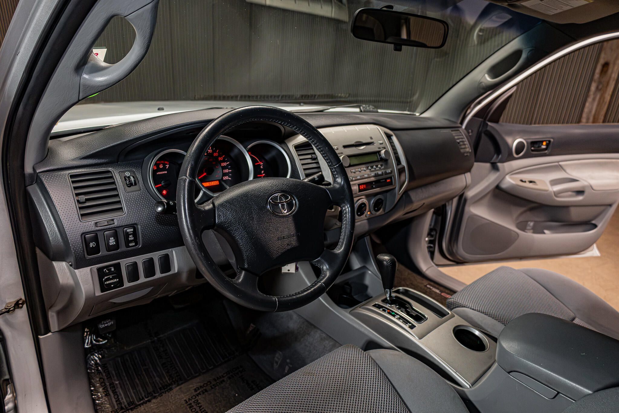 Used 2005 Toyota Tacoma PreRunner w/ TRD Off-Road Pkg #2 RWD image 11