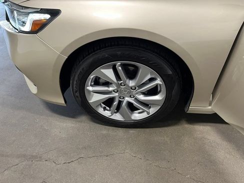Used 2018 Honda Accord LX image 30