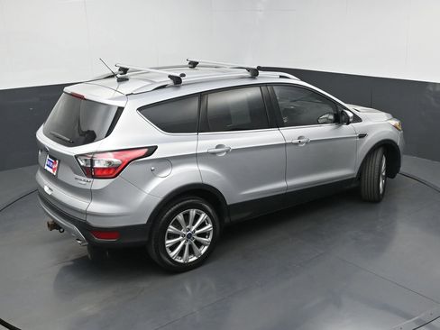 Used 2017 Ford Escape Titanium image 34
