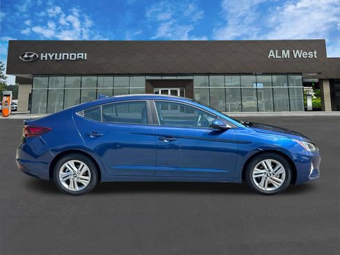 Used 2019 Hyundai Elantra SEL FWD image 4