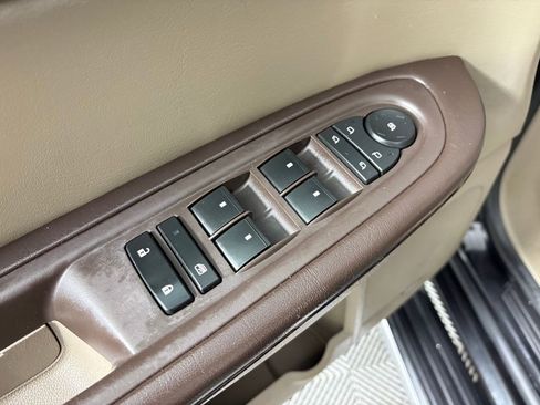 Used 2015 GMC Acadia Denali image 12