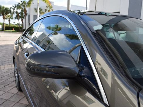 Used 2010 Mercedes-Benz E 550 Coupe image 29