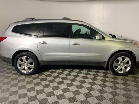 Used 2012 Chevrolet Traverse LT w/ All-Star Edition image 4