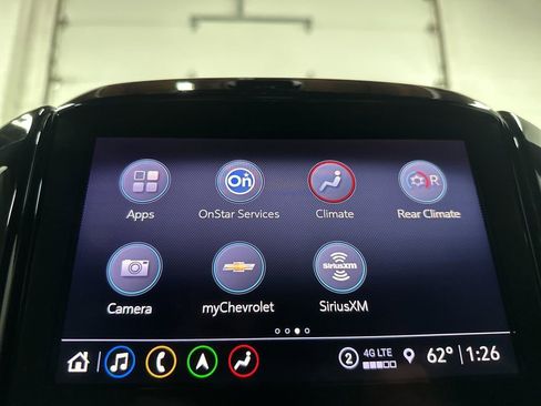 Used 2023 Chevrolet Traverse RS image 27