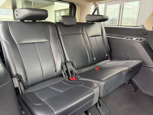 Used 2024 Ford Expedition Max XLT image 18